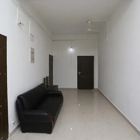 Oyo 10912 Nirman Residency Dispur